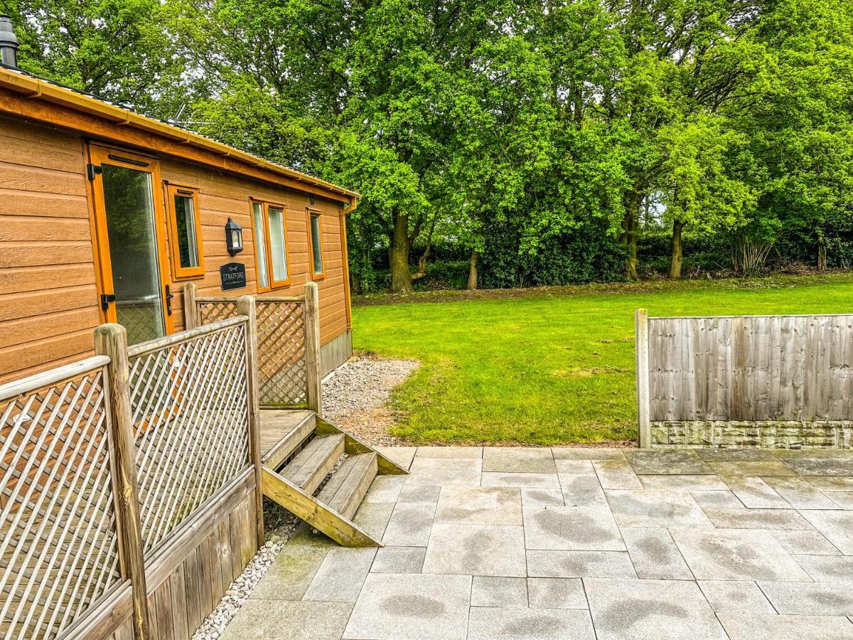 Colliery Lane Lodges Swadlincote Exterior photo